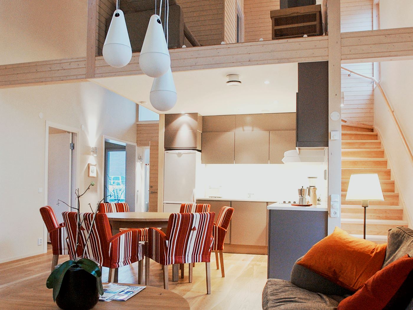 hc_are_apartments_beach-house-_kitchen1_tbwa_retouched_03_2023.jpg
