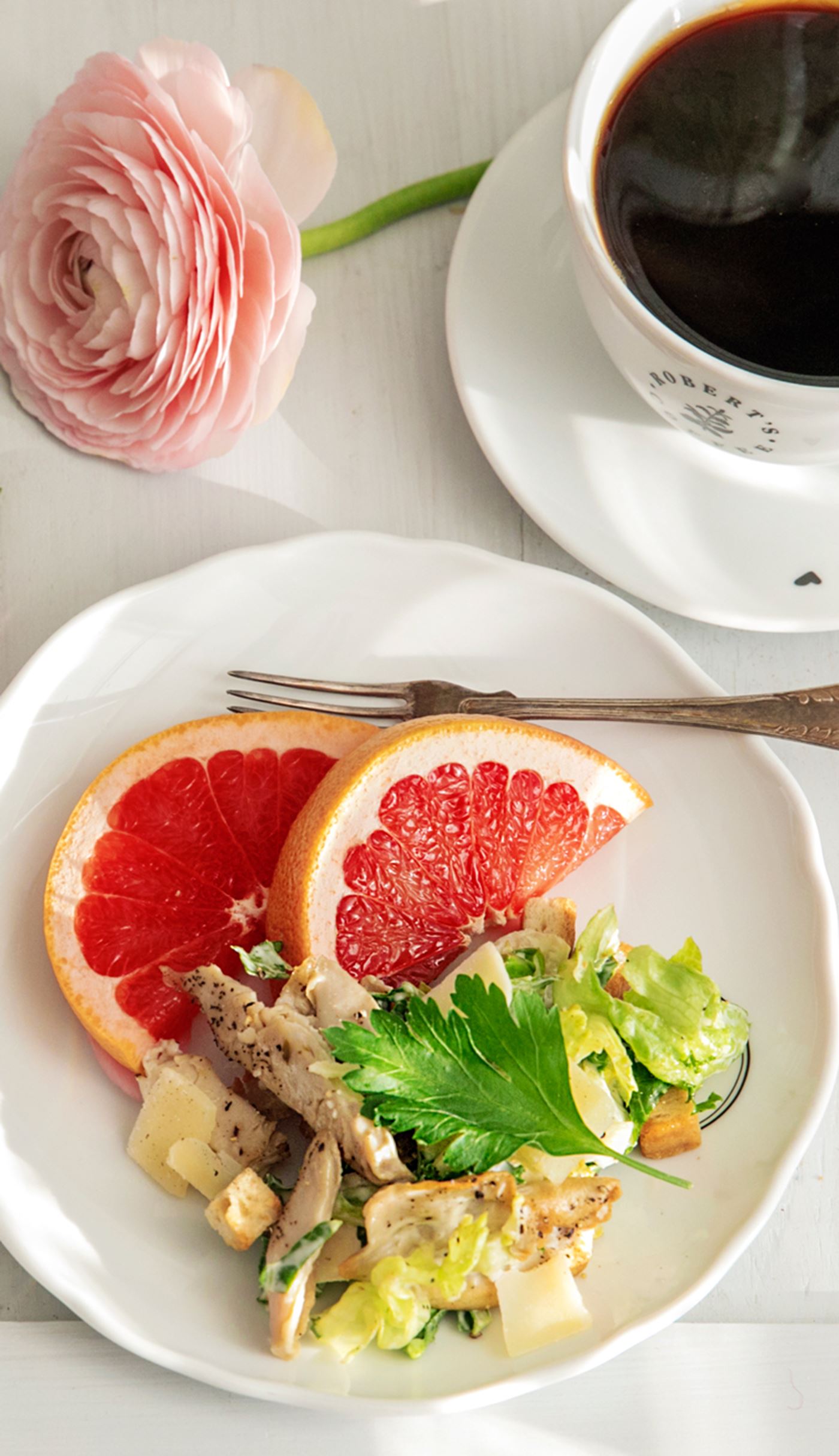 Ravintolat ja palvelut