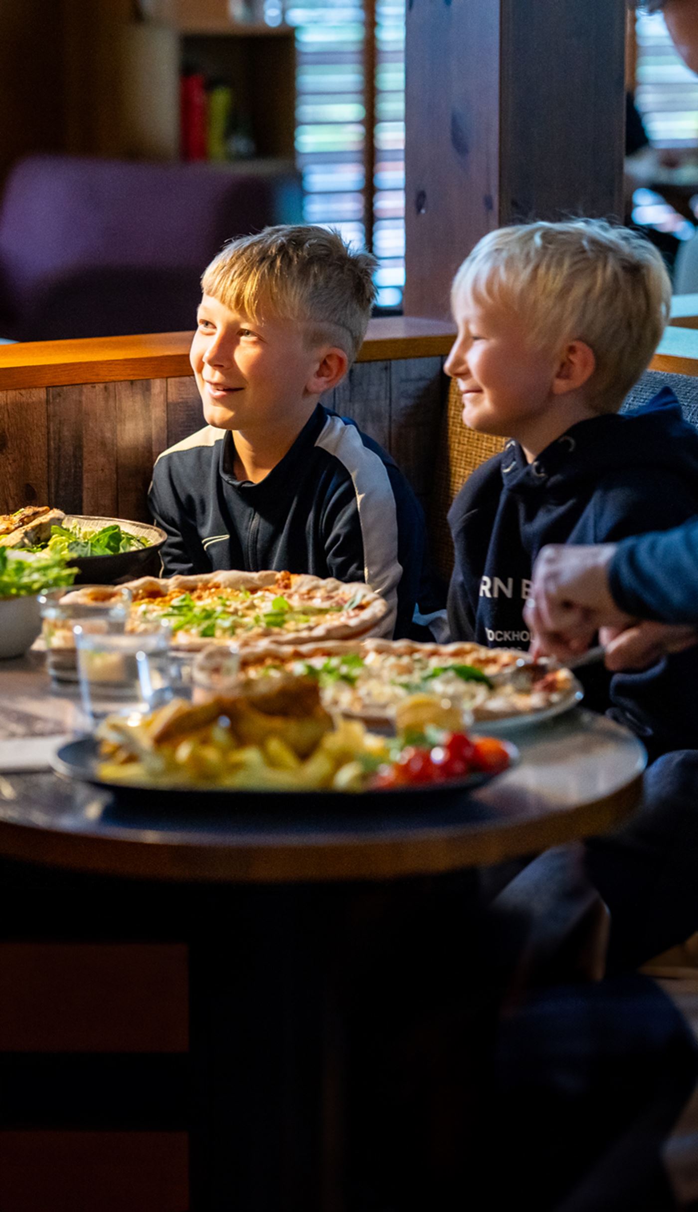 Restaurants and services