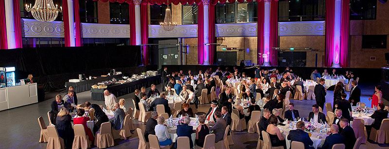 saimaa-arena-juhlat-pyöreät-pöydät-1042X400.jpg